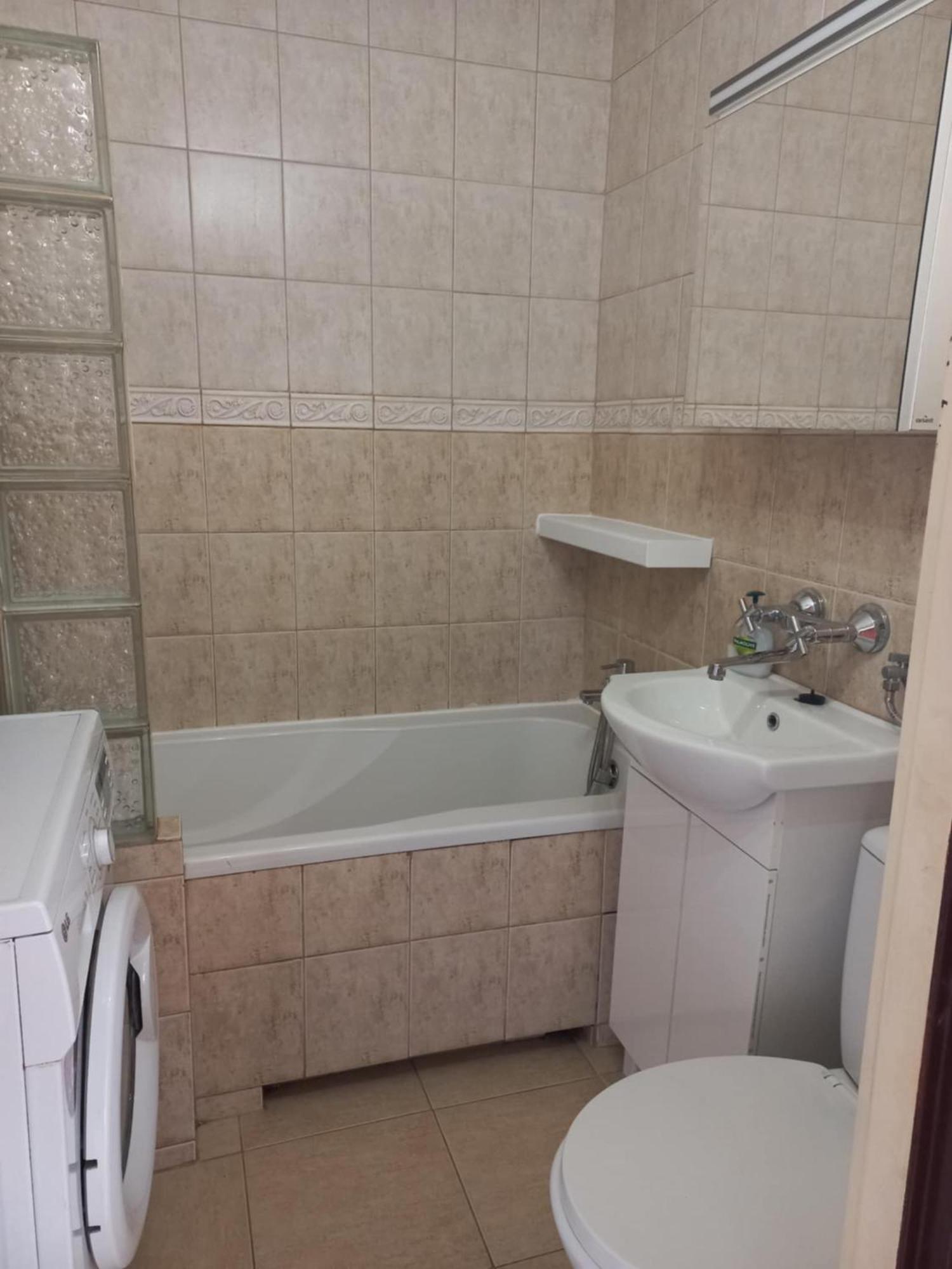 Apartament M-3 Częstochowa Eksteriør billede
